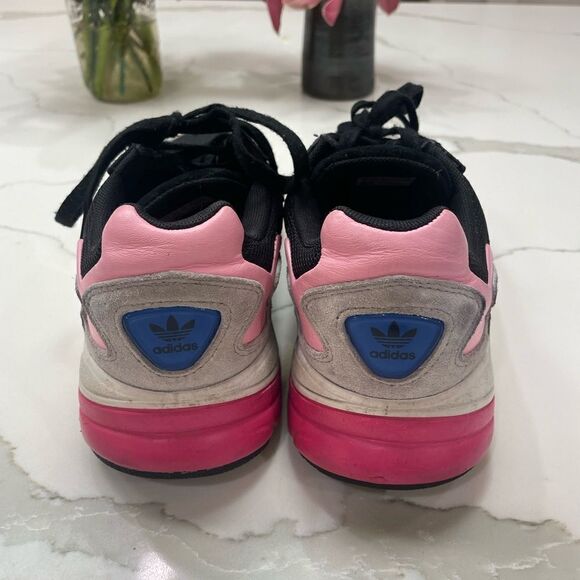 Adidas multicolor runners shoes size 7 - Picture 3 of 6